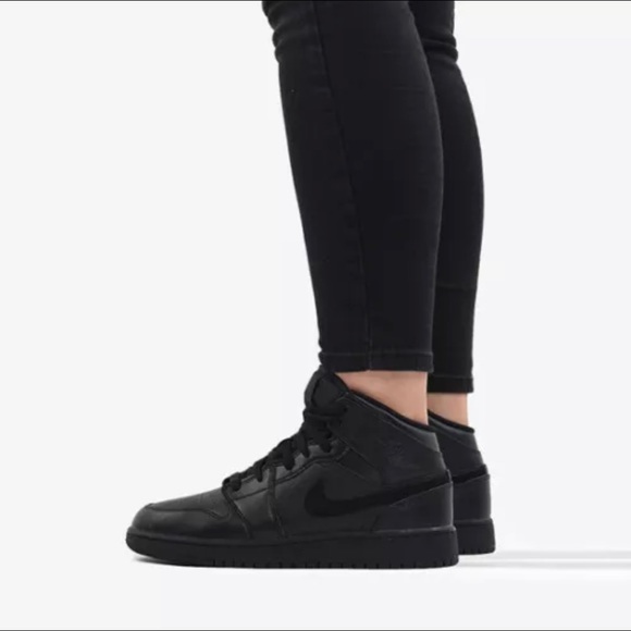 Nike Air Jordan 1 Mid GS 'Deep Black' 554725-090 Youth Sizes - Picture 7 of 10